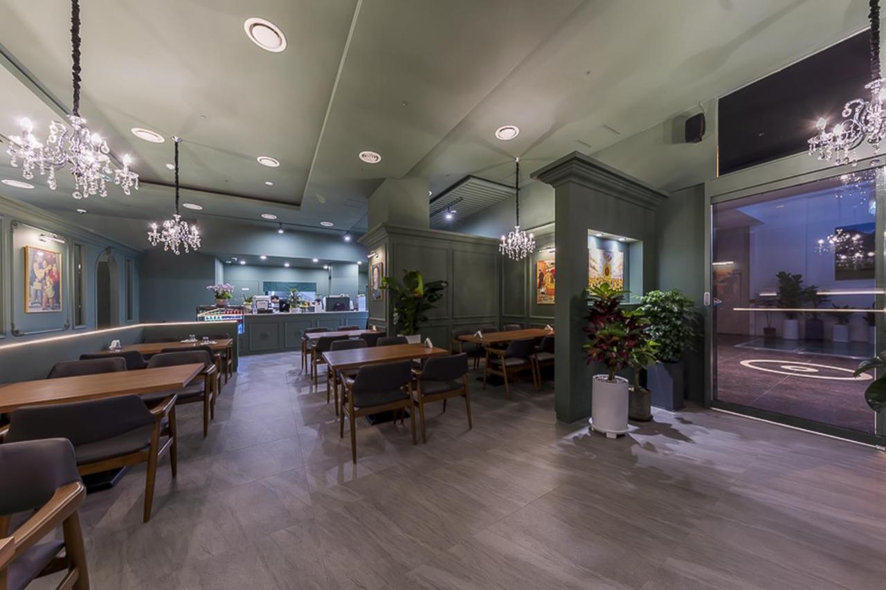Hotel Tirol Сеул Экстерьер фото
