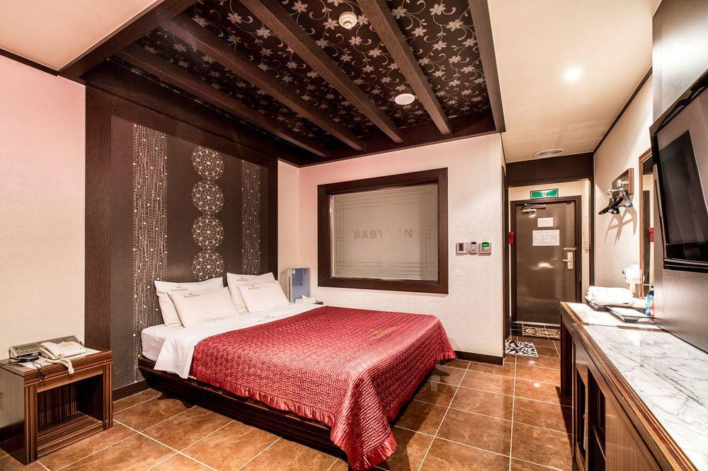 Hotel Tirol Сеул Экстерьер фото