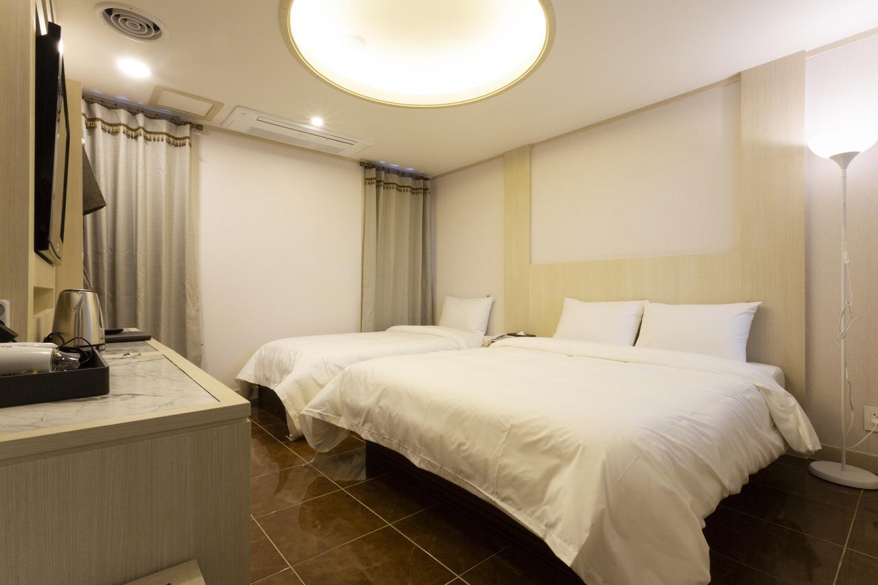 Hotel Tirol Сеул Экстерьер фото